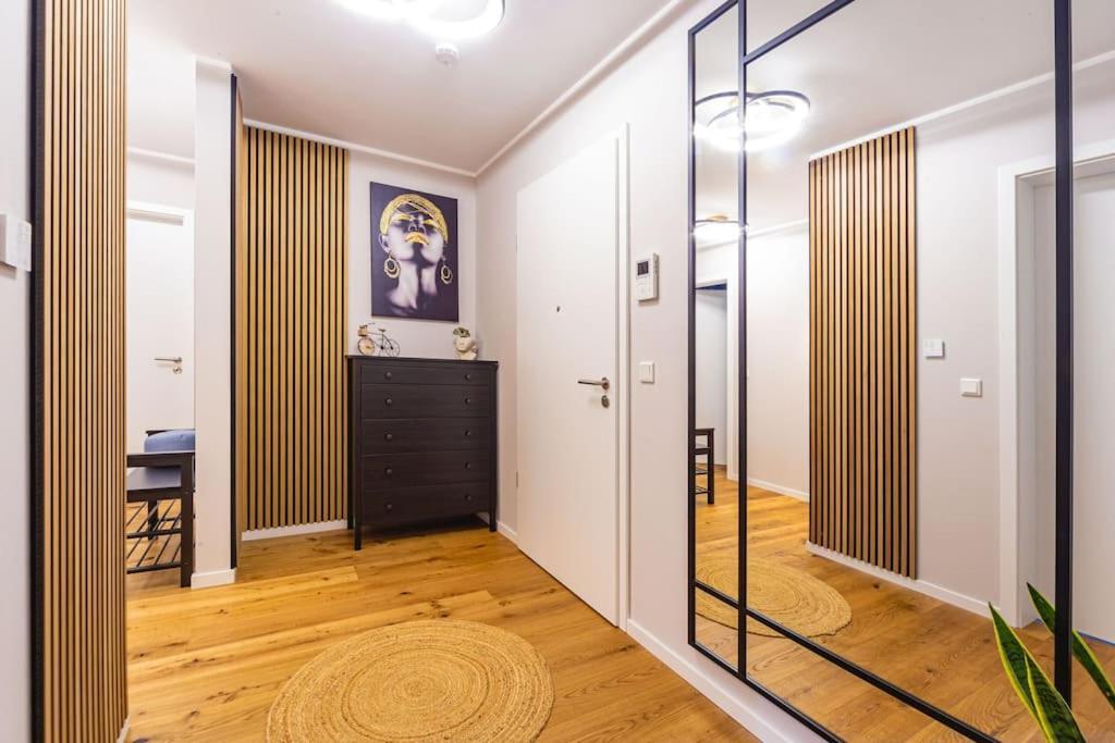 A&V Apartments Wunderschoene Penthouse Wohnung Moers Exteriör bild